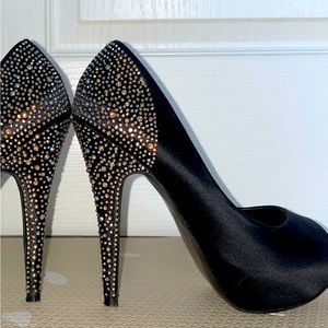 Steve Madden Playy R Rhinestone Heels Black Satin